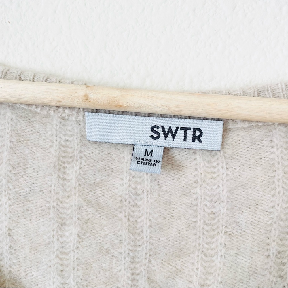 SWTR MEDIUM 100% asiatic racoon beige pink colorblock Vneck sweater - Picture 4 of 6
